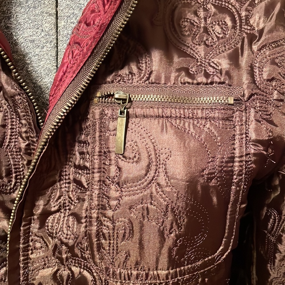 Reversible Jacket Pockets Inside And Out. Nearly … - image 7